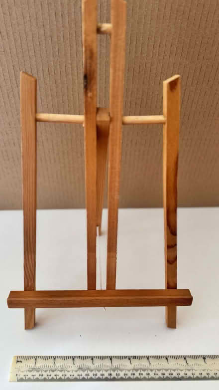 Photo of free Easel - Small (Burridge PO15) #1