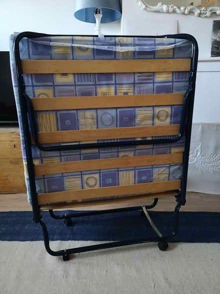 Photo of free Fold up bed (Queen's Park BN2) #1