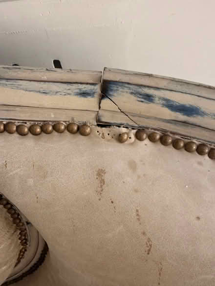 Photo of free Classical beige sofa (High St Ken W8) #4