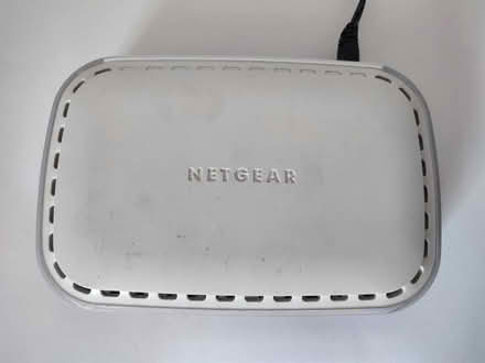 Photo of free Netgear GS605 v2 5 port gigabit network switch with PSU (City of Bristol BS9) #2