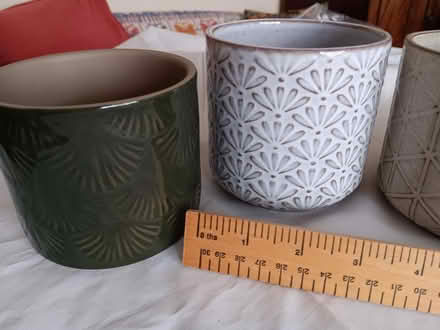 Photo of free 4 ceramic plant pots (Chipping Ongar CM5) #2