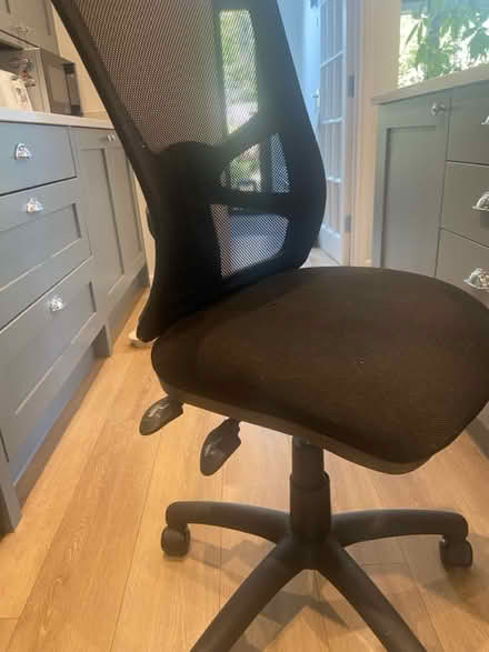 Photo of free Office chair (Weybridge) #1