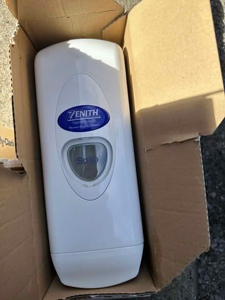 Photo of free Double toilet hanger (Se5 8at) #2