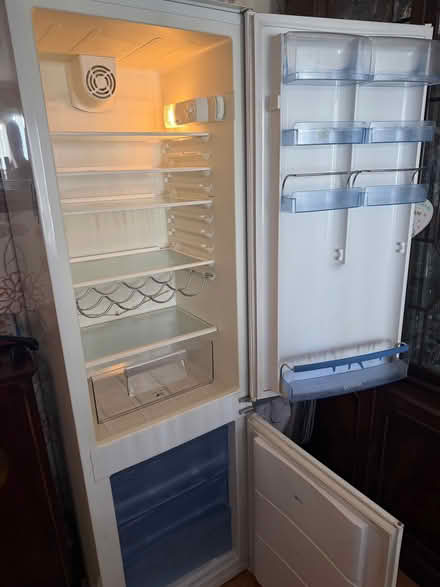 Photo of free GORENGE Integrated Fridge Freezer (Haskayne L39) #2