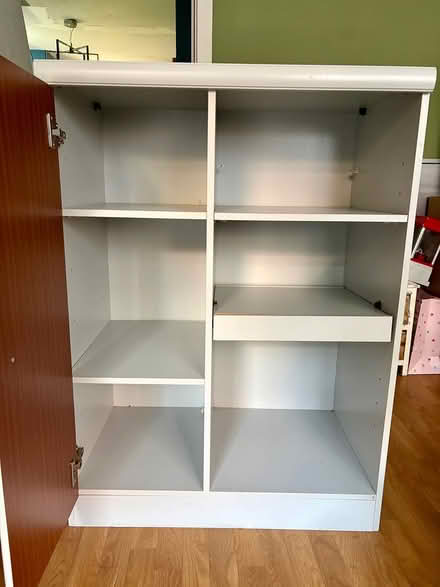 Photo of free Light grey cabinet (Rocky lane RH16) #2