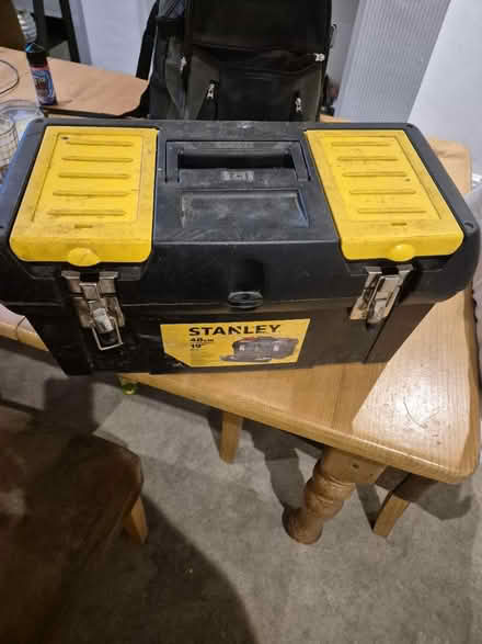Photo of free Stanley tool box (De72 3px) #1