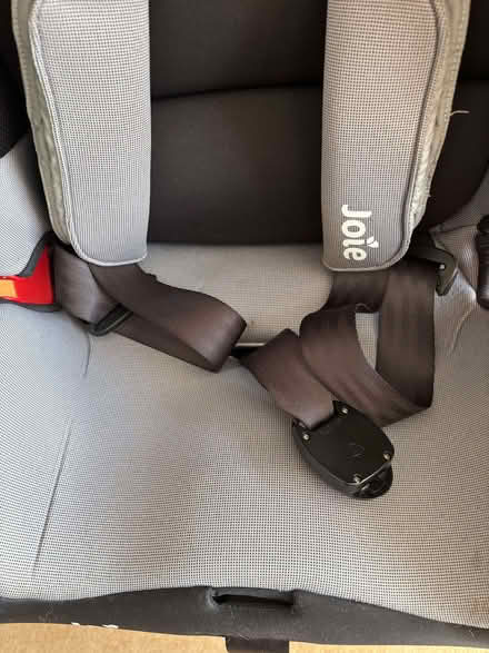 Photo of free Jolie Child Car Seat (Enfield EN2) #4