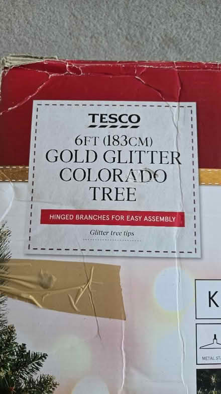 Photo of free Gold glitter Xmas tree (Sandycove) #1