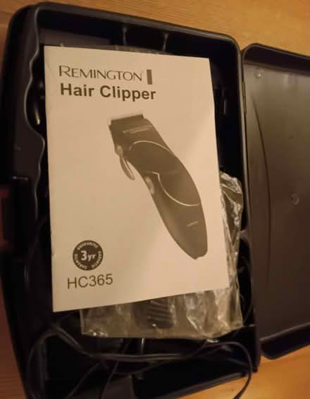 Photo of free Remington hair clippers only works plugged in (Westbury Fields BS9) #3