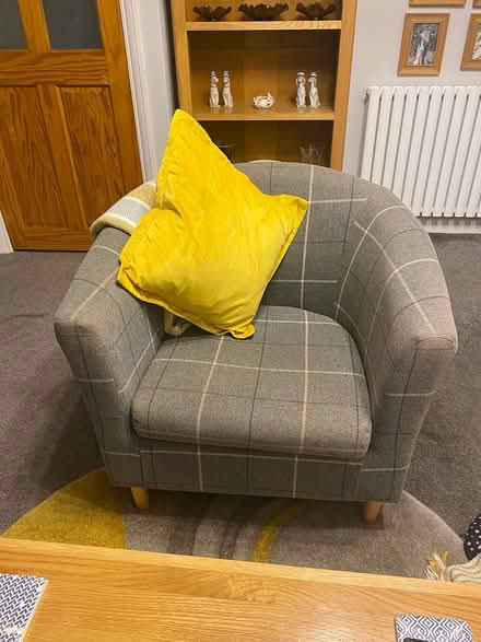 Photo of free Tub and armchair (Daybrook Nottingham NG5 6AX) #2