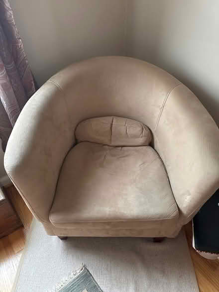 Photo of free Beige chair (Near fort st) #1