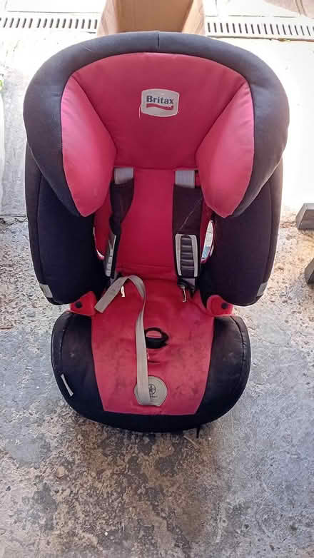 Photo of free Child Car Seat and Booster Seat (Croydon CR0) #2