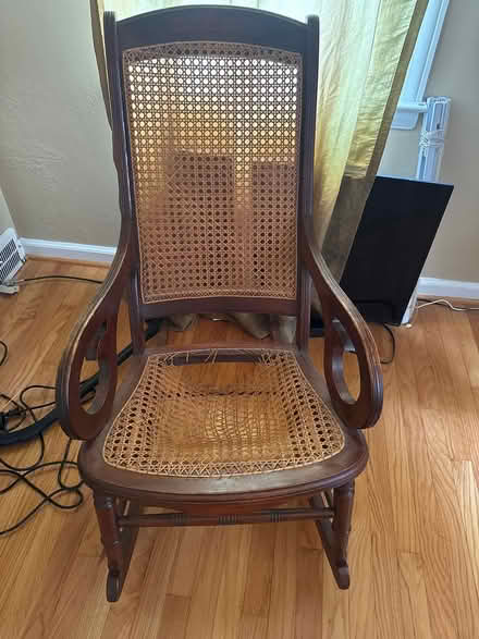 Photo of free Rocking chair (Near fort st) #1