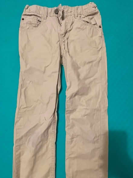 Photo of free Boys trousers beige 7-8y (Mill Hill NW7) #1
