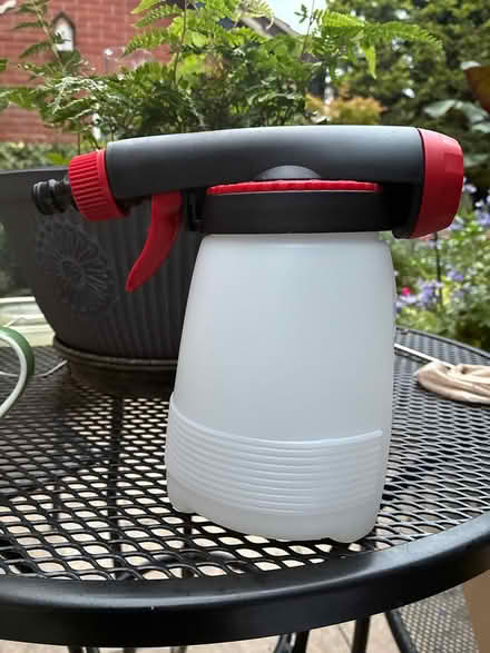 Photo of free Nema and lawn feed applicator (Billericay) #2