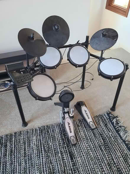 Photo of free Alesis Nitro Max Drum Set (Parts) (San Rafael) #1