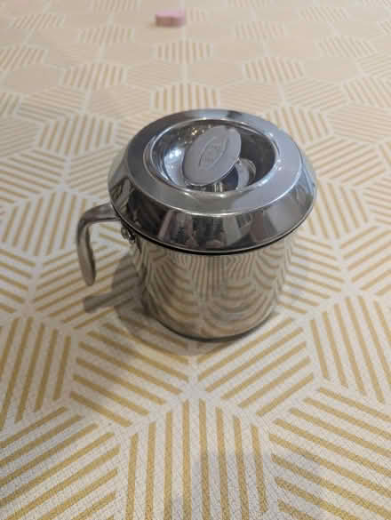 Photo of free Small soucepan with lid (OX4 Boulter Street) #1