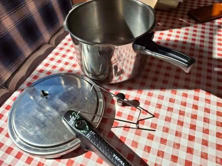 Photo of free Pressure Cooker (The Highlands TN39) #1