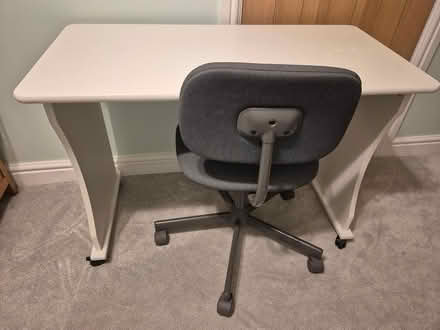 Photo of free Desk and chair (CV9 atherstone) #2