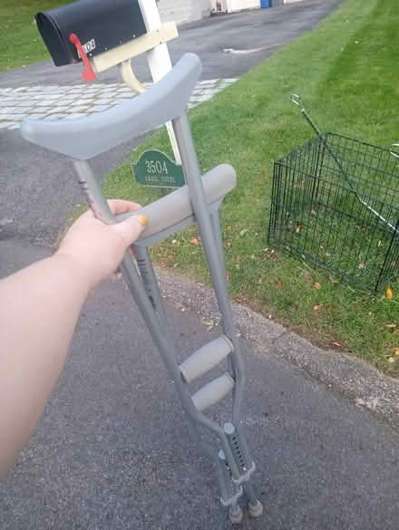 Photo of free crutches (Peekskill, NY) #1