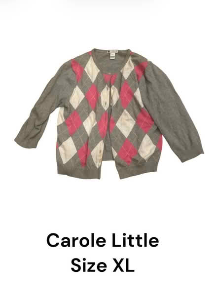 Photo of free Carole Little Woman’s Sweater (Brooklyn Storage) #1