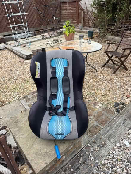Photo of free Baby car seat (WD6) #1