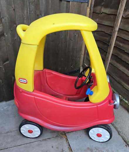 Photo of free Little Tikes Car (B314NS) #1