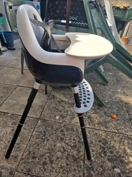 Photo of free High chair (Lambeth SE11) #3