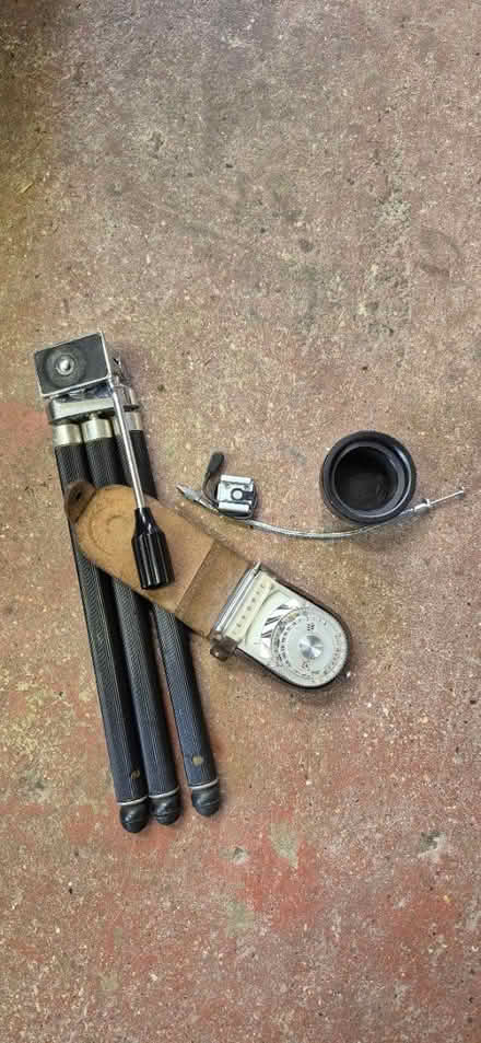 Photo of free Camera items (Hooks Cross SG14) #1