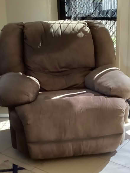 Photo of free Recliner chair (West Rockhampton) #1