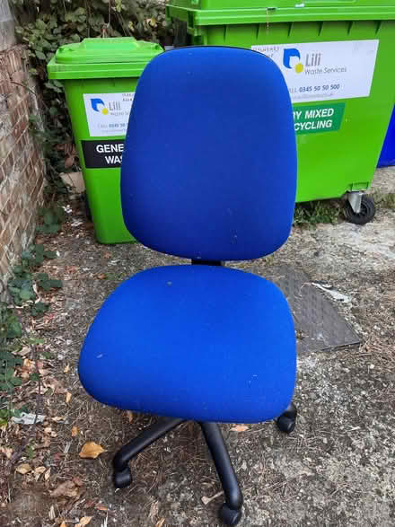 Photo of free Blue office chair (Brenchley TN12) #1