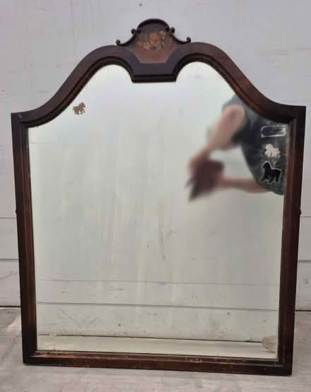 Photo of free Mirror from an old dresser (Davenport / Dovercourt) #1