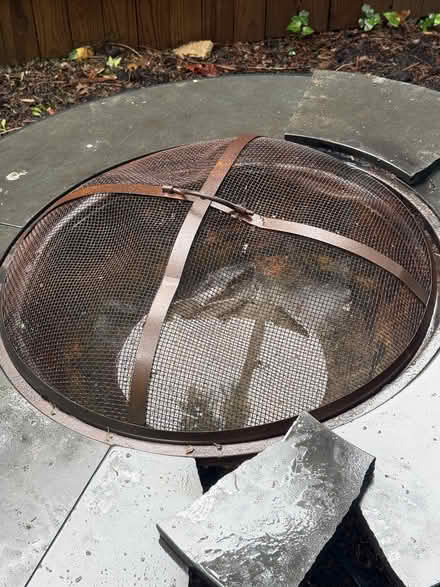 Photo of free Firepit large (Cherrydale area N Arlington) #1
