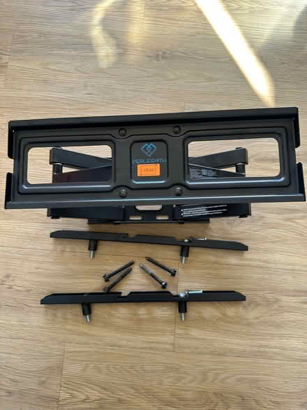 Photo of free Tv wall bracket (Steyning BN44) #1