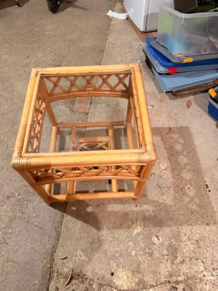 Photo of free Glass table (Sl6 5JA) #1