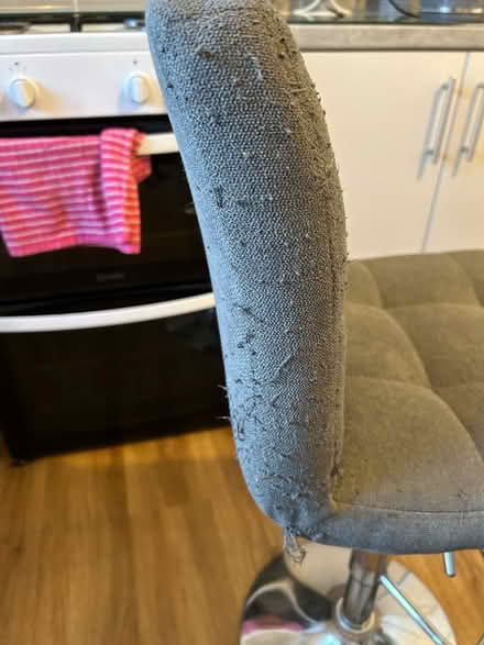 Photo of free High table and 4 stools/chairs (Crownhill MK8) #4