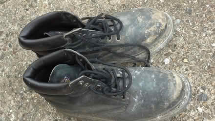 Photo of free safety boots #2 (St Albans AL4) #1