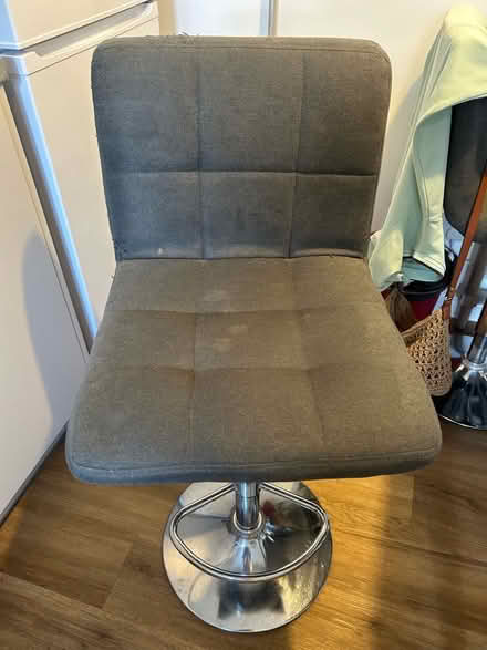 Photo of free High table and 4 stools/chairs (Crownhill MK8) #3