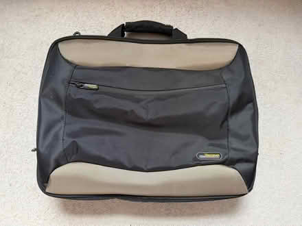 Photo of free Large laptop bag (Targus brand) (Priestwood RG42) #1