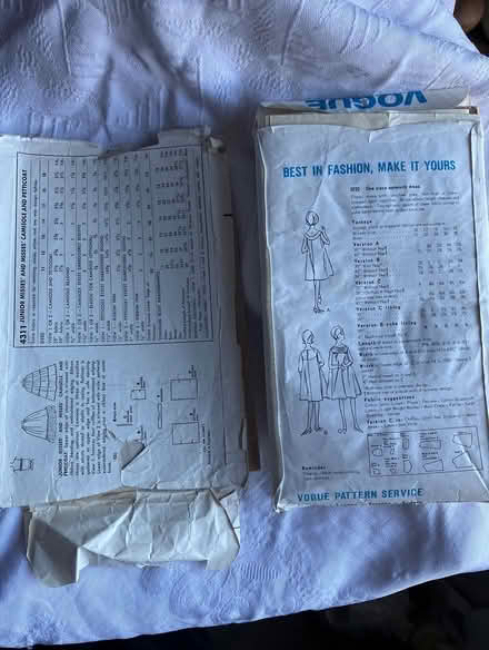 Photo of free Vintage Vogue dress pattern (Malvern Link WR14) #2