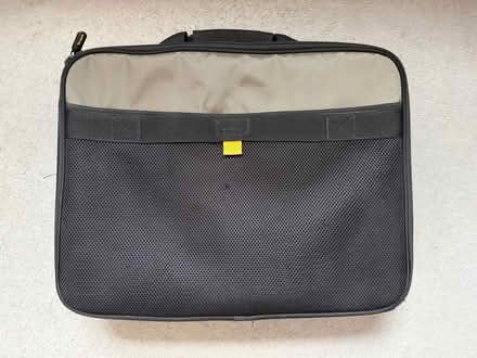 Photo of free Large laptop bag (Targus brand) (Priestwood RG42) #4