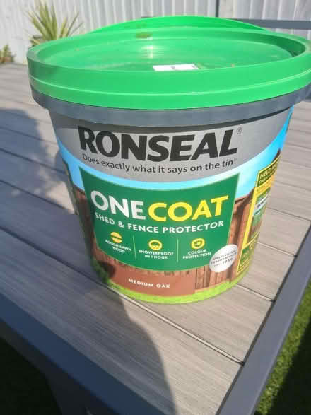 Photo of free Fence paint (Wickford SS11) #1