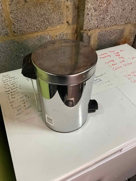 Photo of free Bin small (Liss Forest GU33) #1
