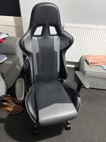 Photo of free Gaming / Computer Chair (B32 Highfield Lane B32) #2