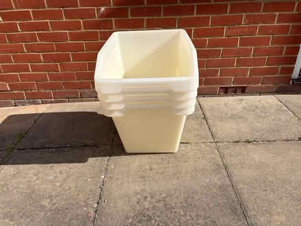 Photo of free Tough plastic storage containers (Berechurch Road CO2) #4