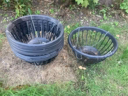 Photo of free Hanging baskets (Priestwood RG42) #1