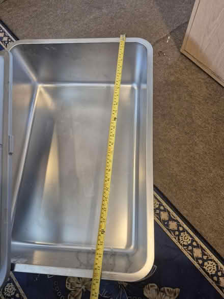 Photo of free Very large cats tray (Meanwood LS7) #2