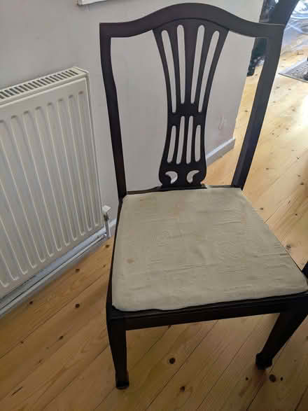 Photo of free Dining table and 5 chairs in need of refurbishment (Alcester Lanes End B13) #4