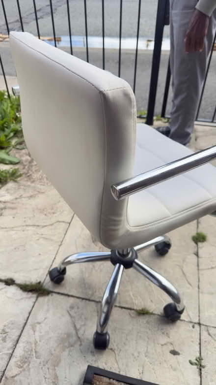 Photo of free Chair (Patricroft M30) #2
