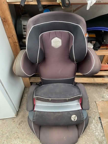 Photo of free Kiddy pro car seat, suit age 5-9 (Amersham Common HP7) #3
